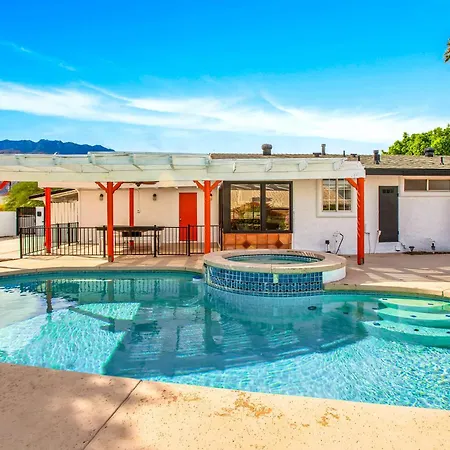 Hummingbird Haven - 68776 Villa